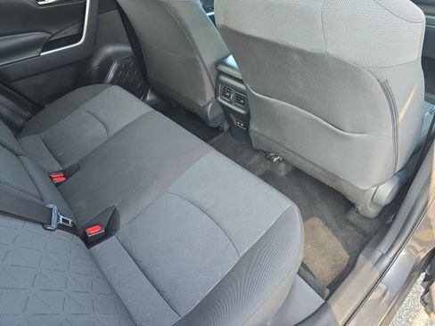 Used 2024 Toyota RAV4 XLE FWD image 11