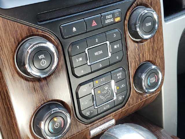 Used 2013 Ford F150 Lariat w/ Mid Equipment Group AWD/4WD image 24