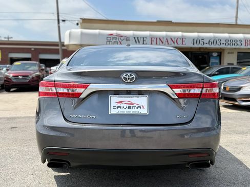 Used 2014 Toyota Avalon XLE Touring FWD image 5