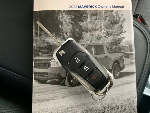 Used 2022 Ford Maverick XLT FWD image 14