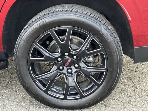 Used 2025 GMC Yukon Elevation w/ Elevation Premium Package image 7