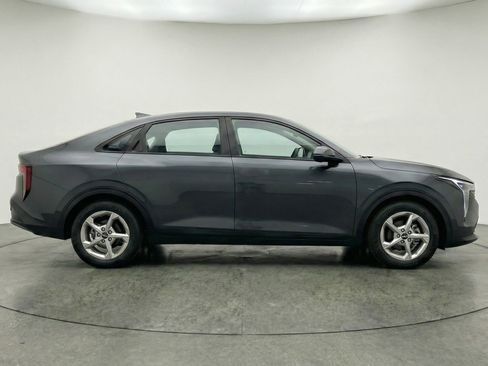Used 2025 Kia K4 LXS image 11