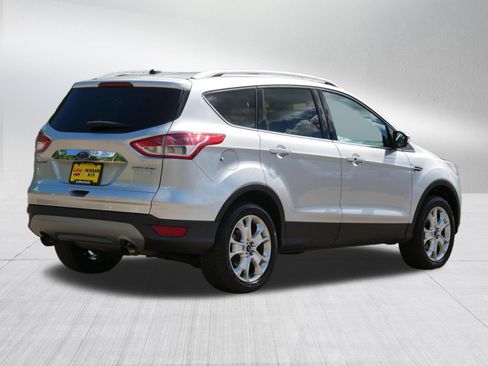 Used 2016 Ford Escape Titanium FWD image 7