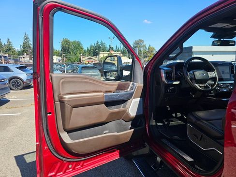 Used 2025 Ford F350 King Ranch AWD/4WD image 19