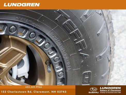 Used 2023 Jeep Gladiator Sport image 20