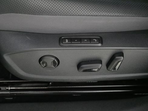 Used 2024 Volkswagen ID.4 Pro S image 20