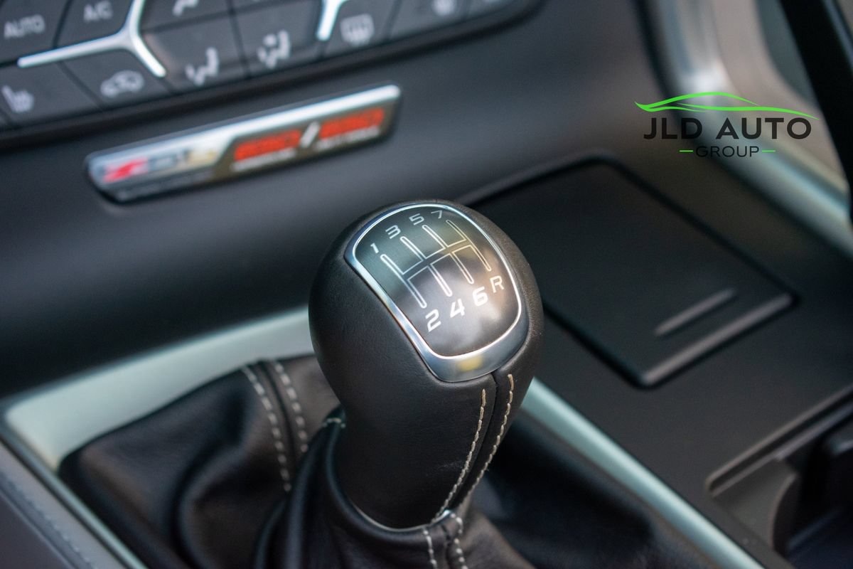 Used 2018 Chevrolet Corvette Z06 RWD image 21