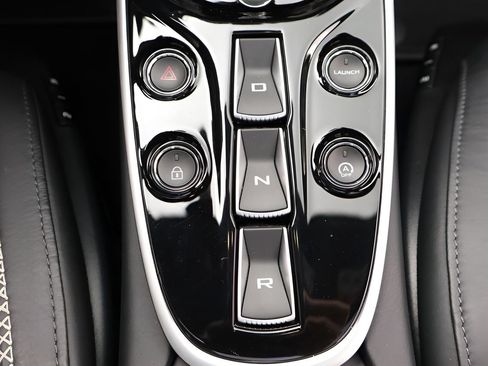 Used 2023 McLaren GT RWD image 21
