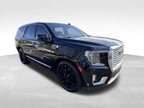 Used 2023 GMC Yukon Denali w/ Denali Reserve Package AWD/4WD image 11