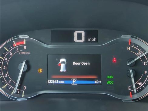 Used 2016 Honda Pilot Touring image 17