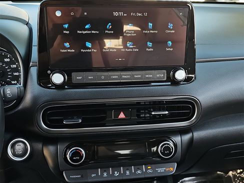 Certified 2023 Hyundai Kona SEL w/ Convenience Package image 20