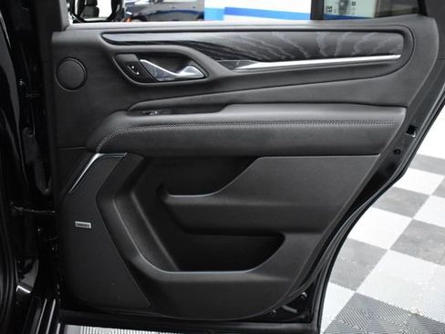 Used 2023 GMC Yukon Denali image 35