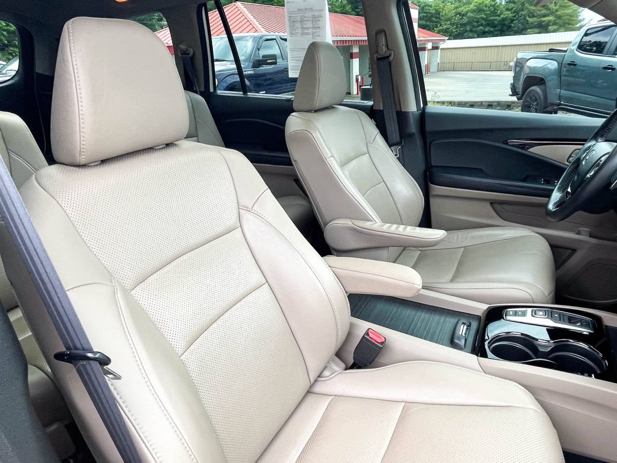 Used 2018 Honda Pilot Elite image 10