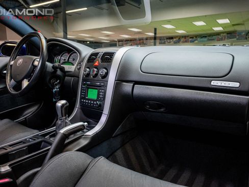 Used 2005 Pontiac GTO image 74