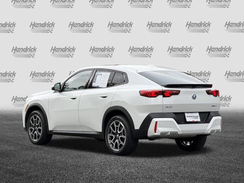 Used 2026 BMW X2 xDrive28i w/ Technology Package AWD/4WD image 7