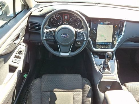Used 2024 Subaru Outback Premium AWD/4WD image 2