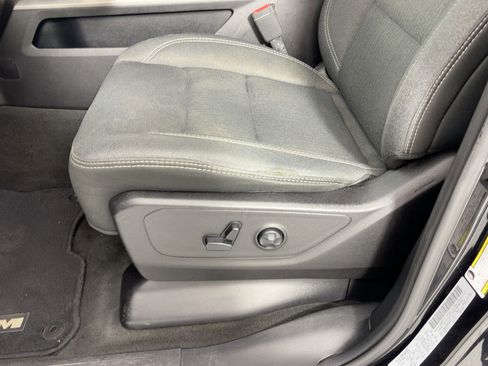 Used 2019 RAM 1500 Big Horn image 14