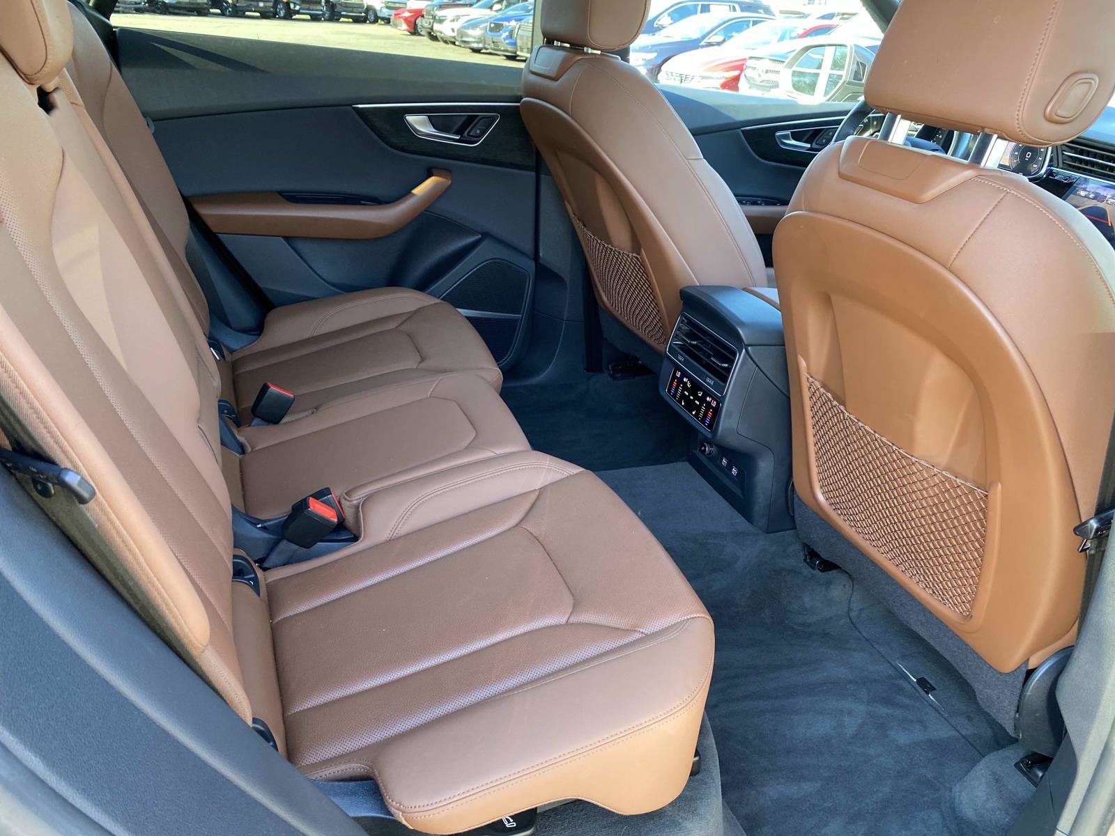Used 2020 Audi Q8 Premium Plus AWD/4WD image 27