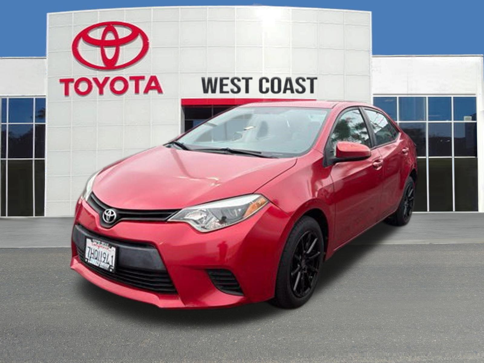 Used 2014 Toyota Corolla LE FWD image 1