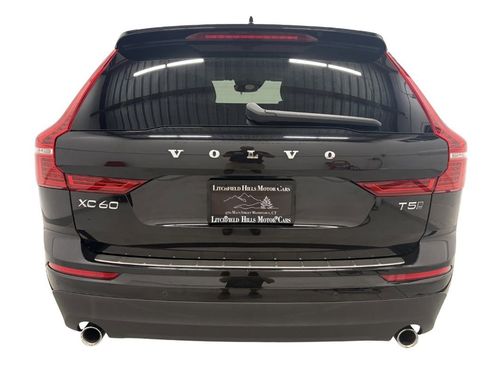 Used 2019 Volvo XC60 T5 Momentum w/ Multimedia Package AWD/4WD image 5