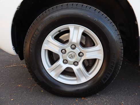 Used 2010 Toyota Sequoia SR5 image 43