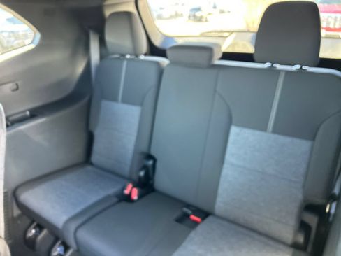 New 2026 GMC Acadia Elevation AWD/4WD image 36