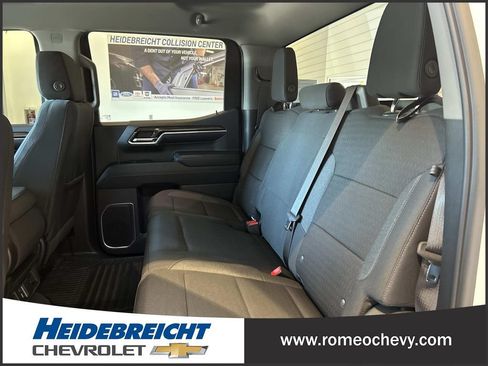Certified 2024 Chevrolet Silverado 1500 LT AWD/4WD image 12