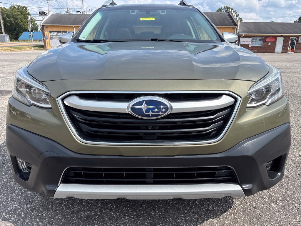 Used 2021 Subaru Outback Premium AWD/4WD image 2