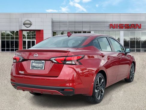 Used 2025 Nissan Versa SR w/ Trunk Package FWD image 8