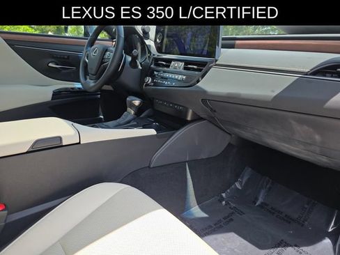 Used 2025 Lexus ES 350 w/ Premium Package FWD image 9