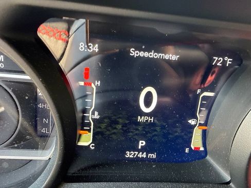 Used 2024 Jeep Wrangler Unlimited Rubicon w/ Safety Group AWD/4WD image 16