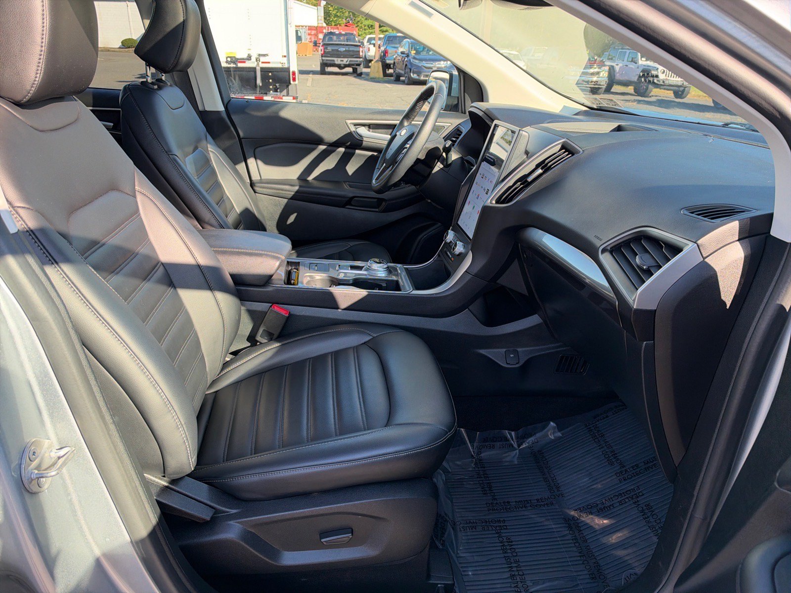 Used 2024 Ford Edge SEL w/ Convenience Package AWD/4WD image 18