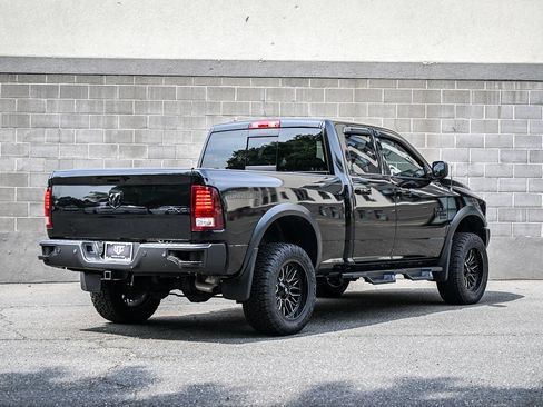 Used 2019 RAM 1500 Warlock AWD/4WD image 3