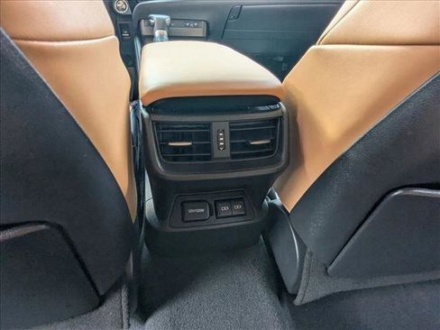 Used 2025 Lexus ES 300h w/ Premium Package FWD image 19