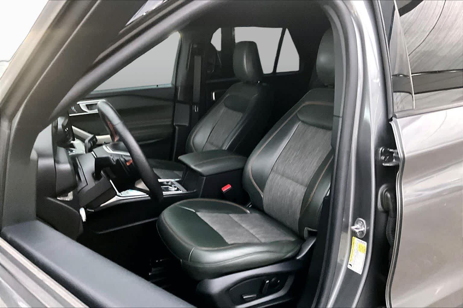 Used 2023 Ford Explorer Timberline AWD/4WD image 8