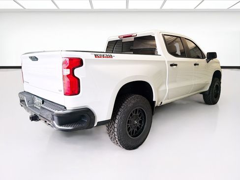 Used 2019 Chevrolet Silverado 1500 LT Trail Boss AWD/4WD image 4