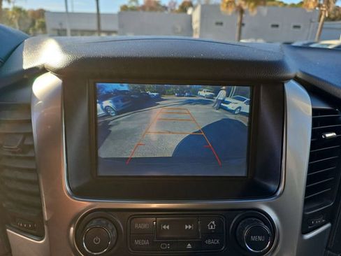 Used 2017 Chevrolet Tahoe LT image 22