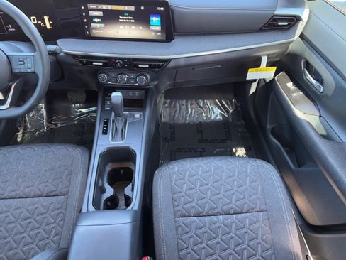 Certified 2025 Nissan Kicks SV image 14
