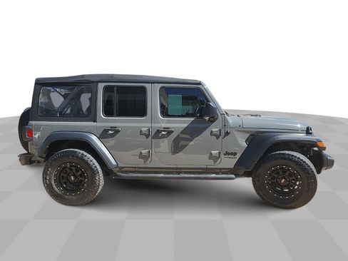 Used 2022 Jeep Wrangler Unlimited Sport AWD/4WD image 9