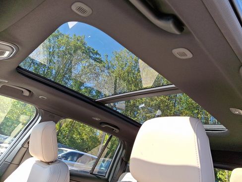 New 2025 Jeep Grand Cherokee Limited image 10