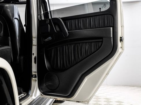 Used 2014 Mercedes-Benz G 63 AMG 4MATIC image 50