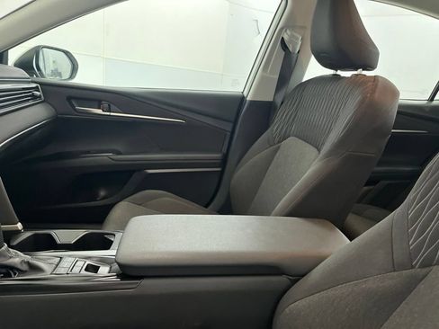 Used 2025 Toyota Camry LE FWD image 80