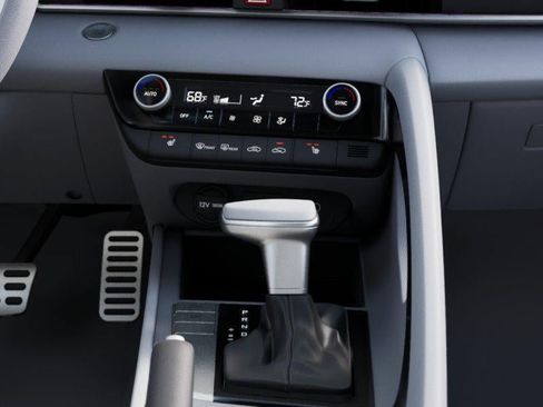Certified 2026 Hyundai Elantra Sport FWD image 16