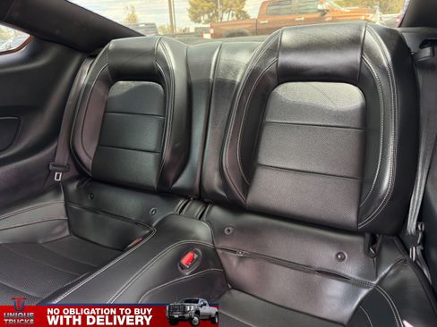 Used 2022 Ford Mustang GT Premium w/ Equipment Group 401A RWD image 18