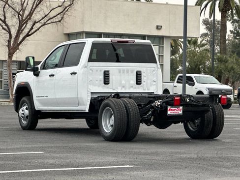 New 2026 GMC Sierra 3500 Pro w/ Convenience Package RWD image 6