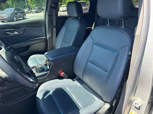 Used 2023 Chevrolet Blazer RS w/ Enhanced Convenience Package FWD image 13