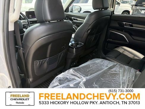 Used 2022 Kia Telluride SX w/ SX Prestige Package AWD/4WD image 17