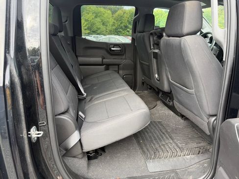 Used 2022 Chevrolet Silverado 1500 Custom AWD/4WD image 13