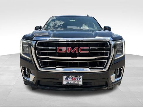 Used 2023 GMC Yukon SLE AWD/4WD image 2
