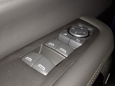 New 2026 GMC Yukon Elevation w/ LPO, Floor Liner Package image 16